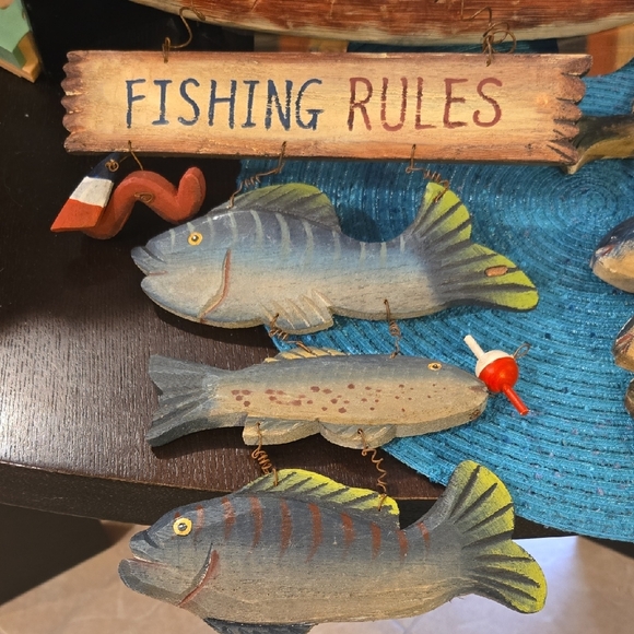 Handcrafted Wooden Fish Decor Set - Picture 2 of 5
